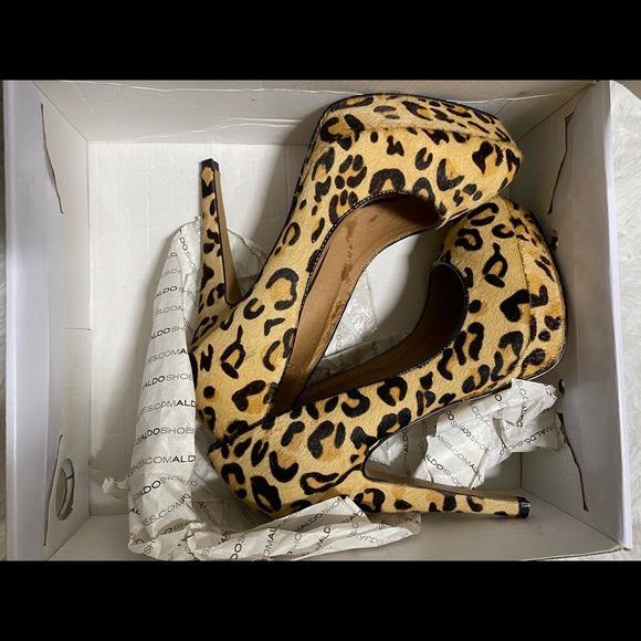 Aldo Leopard Heels - Picture 1 of 7